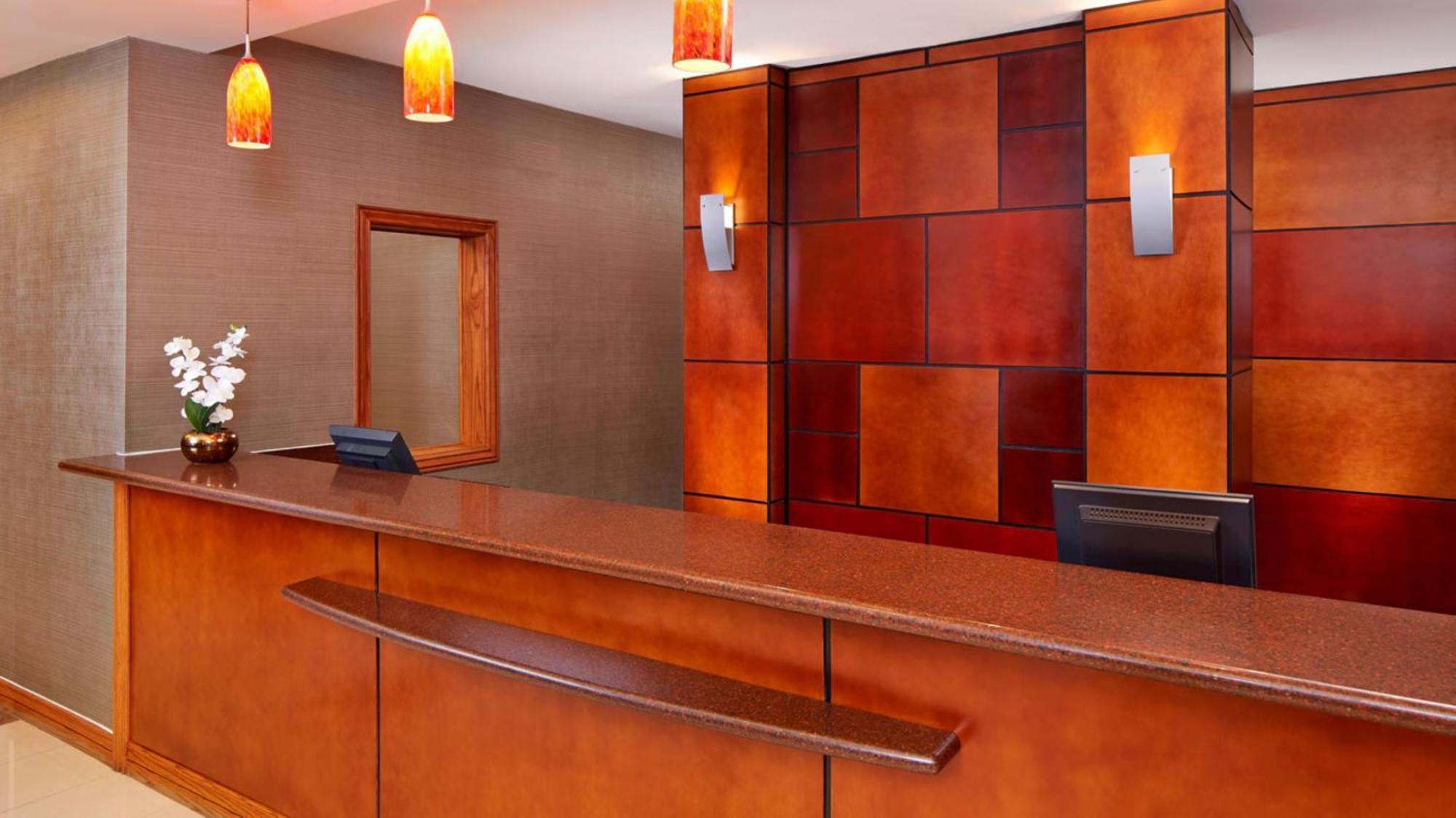 Best Western Hesperia-Victorville Suites Bagian luar foto