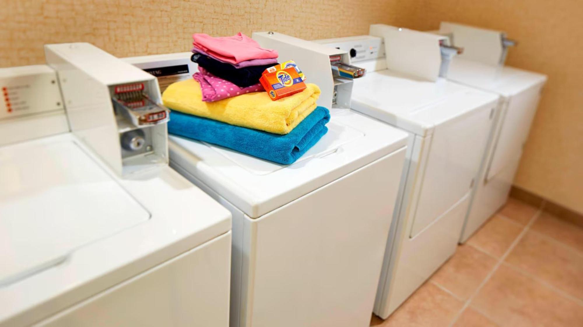 Best Western Hesperia-Victorville Suites Bagian luar foto