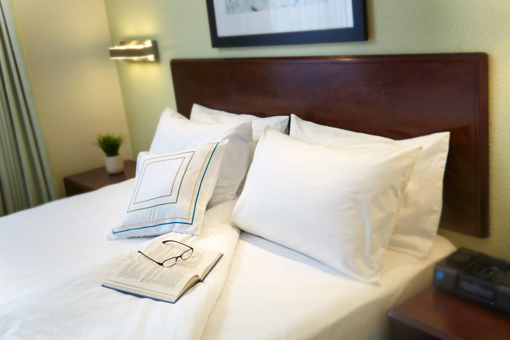 Best Western Hesperia-Victorville Suites Bagian luar foto