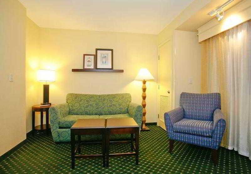 Best Western Hesperia-Victorville Suites Ruang foto